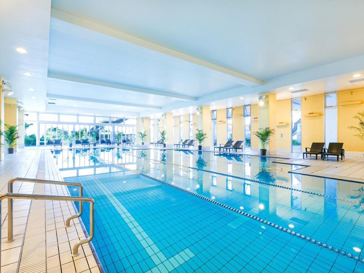 Oriental Hotel Okinawa Resort & Spa Nago Exteriér fotografie Indoor pool